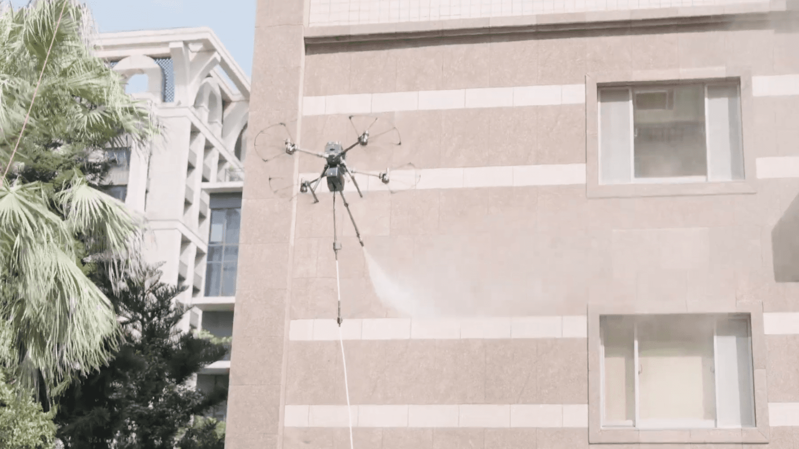 台北信義區高級住宅外牆清洗案例 - 專業無人機洗大樓服務成果